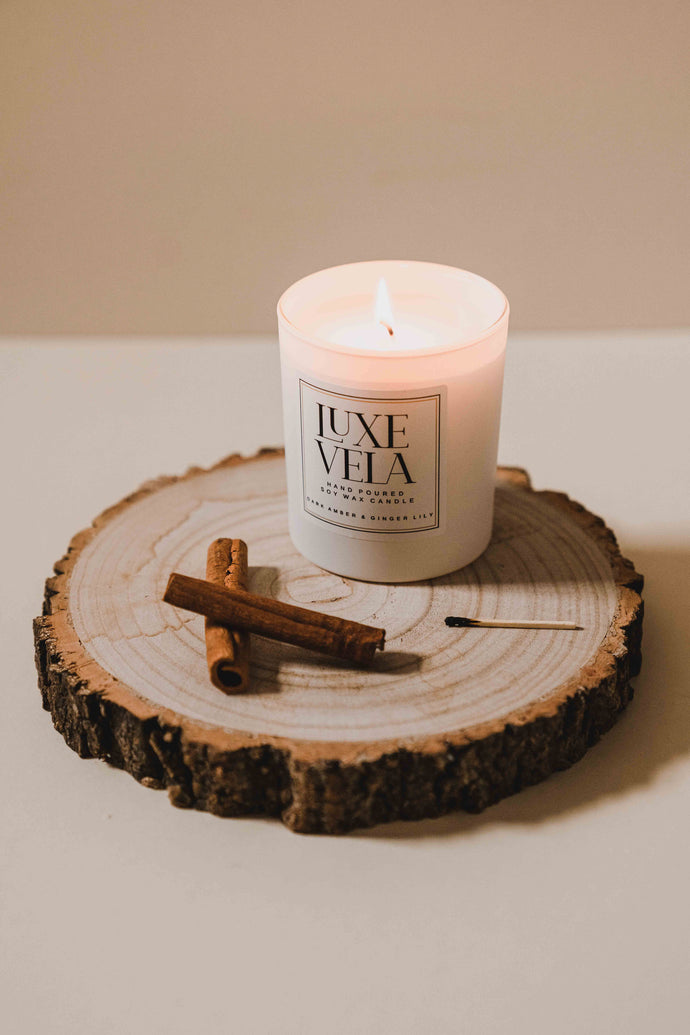 Dark Amber & Ginger Lily Signature Candle
