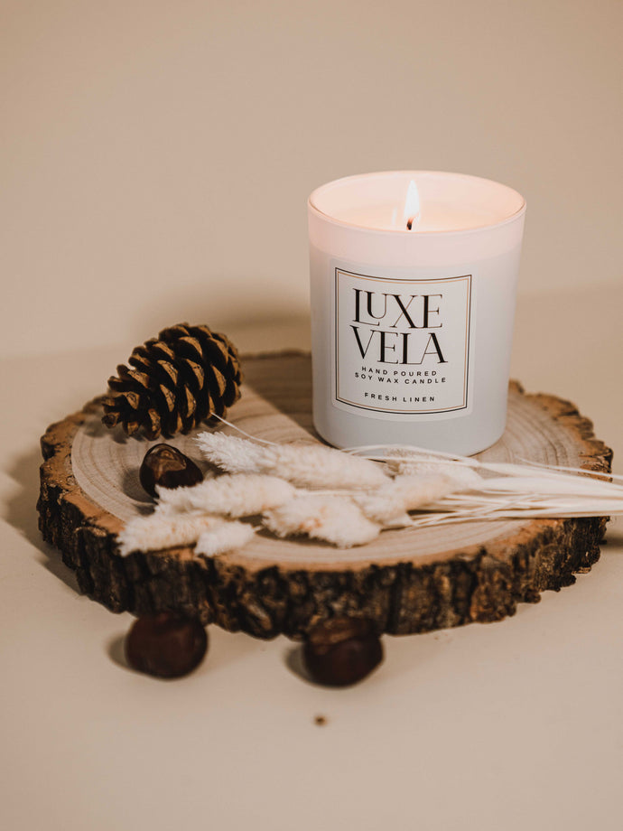 Fresh Linen Signature Candle